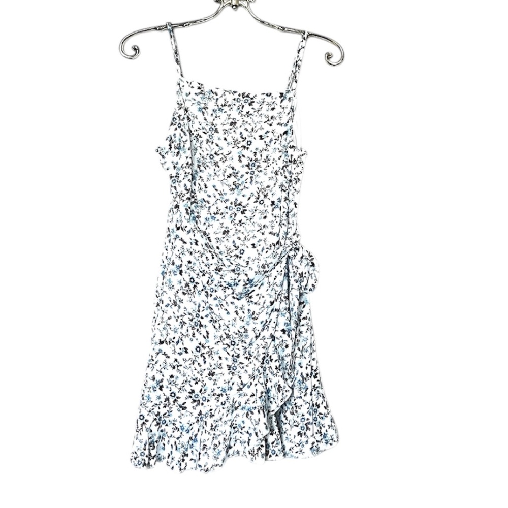 Altar'd State Women's White and Blue floral Dress Size M